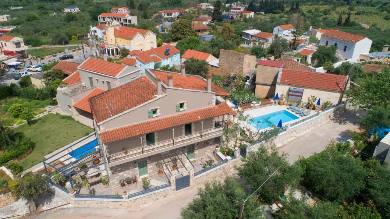 Argoulides Traditional Appartments Chrissi Akti Chania Exterior foto