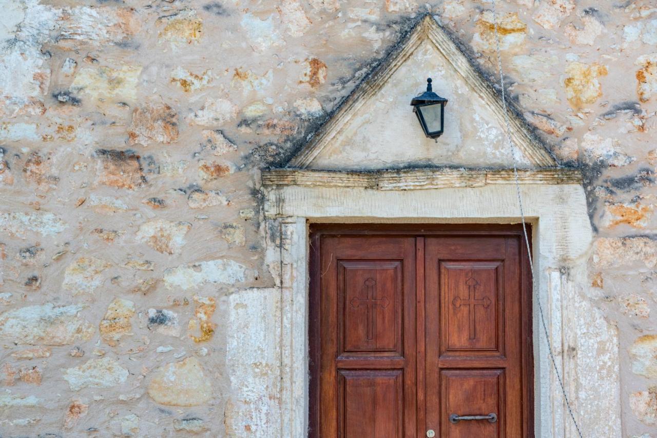 Argoulides Traditional Appartments Chrissi Akti Chania Exterior foto
